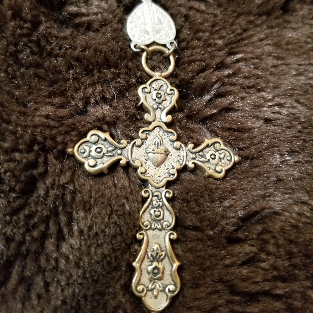 Necklace - Picture 2 of 4